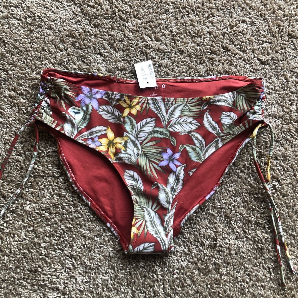NWT Aero Bikini Bottoms